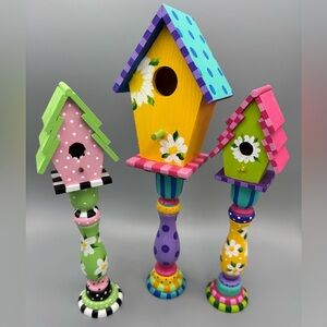 ONE New hand painted yellow Colorful Birdhouse decor